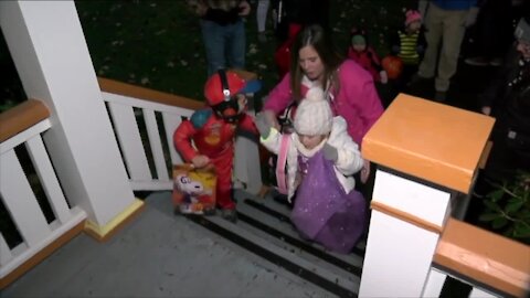"We're playing it safe": Some parents opting out of trick-or-treating this year