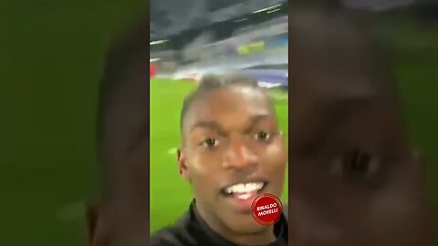 🔴⚫ Rafa LEAO e la gioia dopo NAPOLI-MILAN di Champions League