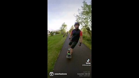 ONEWHEEL XR // Sunday Vibe // Shorts