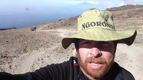 Kilimanjaro Machame Route ABOVE Clouds SLOW Breathing POLE POLE | D.I.Y in 4D