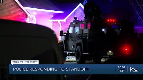 Police respond to standoff in east Broken Arrow