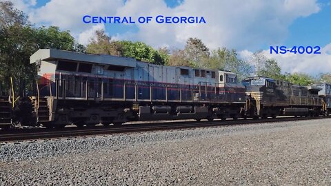 Central of Georgia (Heritage) NS-4002 and Union Pacific on the Z Trains at Hudson Pa. Sept. 26 2022