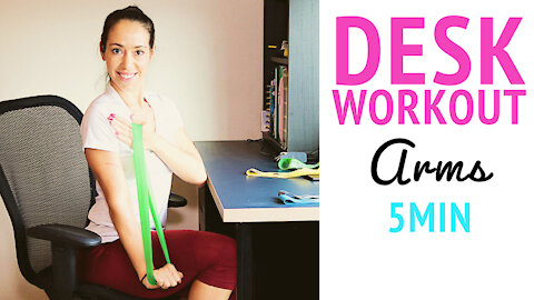 Quick Arm Workout at your Desk with Mini Resistence Bands | Workout at Work
