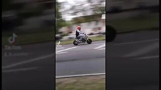 MOTORBIKE CLOSE CALL