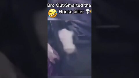 Bro outsmarted the killer 😭💀 #funny #scary #shorts