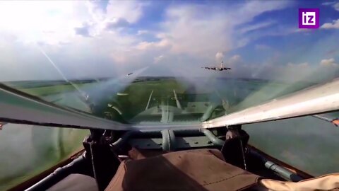 A pair of Russian Su-25s work on AFU positions together in Donbass