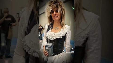 🎬 🎶 #DOCTORWHO LABYRINTH #CROSSOVER #TARDIS #COSPLAY #JARETH 🎬 #TRAVELINGTARDIS #SUBSCRIBE #SHORTS