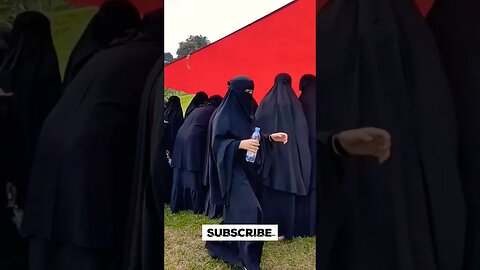 Hijab is the identity of Muslim girls | hijab attitude girls |🧕👈 #shorts @Sunnah_Stories