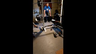 315 deadlift hold at the knees