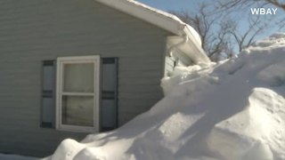 Ice Shoves target Wisconsin cottage