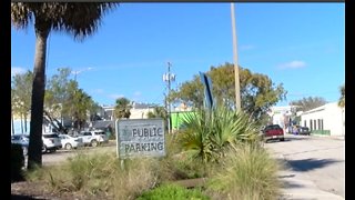 Efforts to bring more public parking to Lake Worth