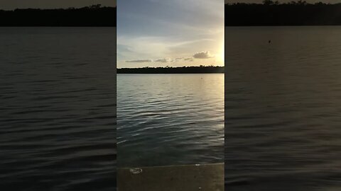 (´ ᴗ｀✿)𝐏𝐞𝐚𝐜𝐞𝐟𝐮𝐥 #water #lake #sunset #belize