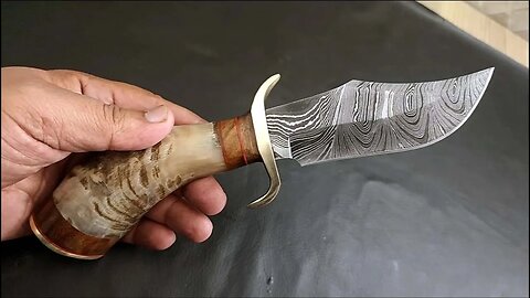 Camping Knife Hand Forged Damascus Steel Rams Horn Handle Collector Hunting Knife Handmade Damascus
