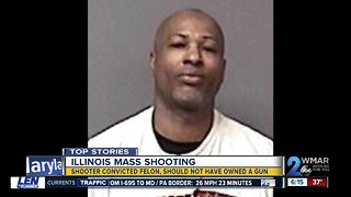 Illinois mass shooter convicted felon, should not own gun