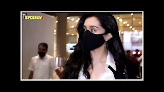 Shraddha Kapoor Has A Funny Reply In Marathi As A Pap Asks Her About Her Marriage Plans | SpotboyE