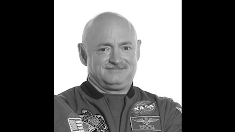 464 - Astro Nazi Mark Kelly trusts CHINA.