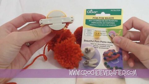 Clover Pom Pom Maker Review and Tutorial