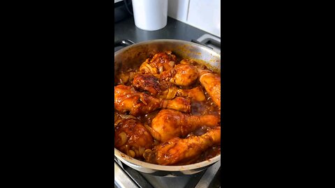 finger licking chicken stew served with Rice