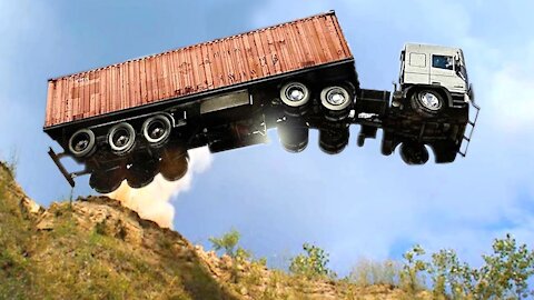 Crazy Heavy Equipment Drive skills - Top 10 Extreme Dangerous Idiots Truck Fails Compilation 2021