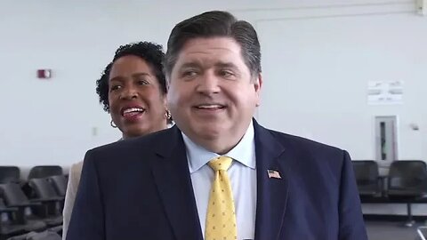 Pritzker on Trump: 'Looks like he committed espionage'