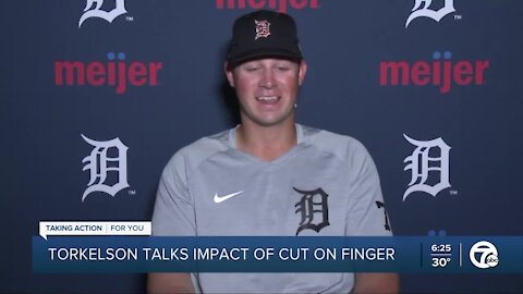 Spencer Torkelson explains how a he cut his finger without a can opener