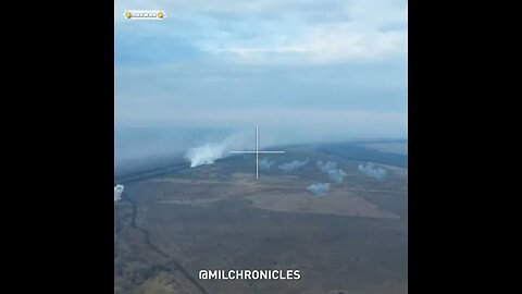 ‼️🇷🇺⚡️Операторы БПЛА закидывают гранатометный выстрел ВОГ-17 на позиции ВСУ #донбасс #feedshorts