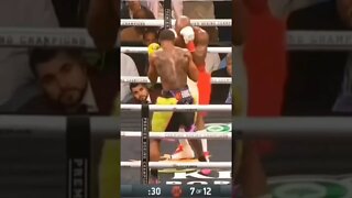 Errol Spence beautiful body work & combos on Ugas. #shorts #boxing #pbc #TWT