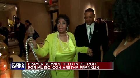 Prayer service held for Aretha Franklin on Detroit's west side