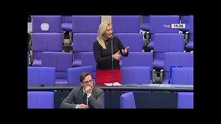 Caroline Bachmann (AfD) stellt Frage zum Wohnungsmangel und dann diese Antwort 27.09.2023