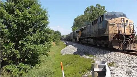 CSX L322 Local Manifest Mixed Freight Train from Creston, Ohio July 4, 2023