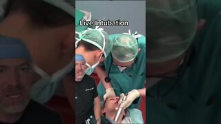 Surgeons Perform Live Intubation 😮‍💨 #shorts