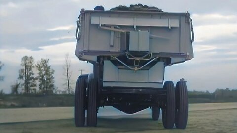 It Floats | Chevrolet Full Floating Rear Axle | 1936 | Colorized | Jam Handy