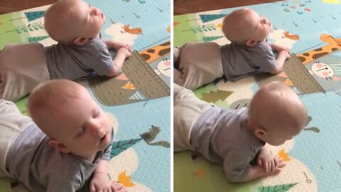 Twin Babies Adorably Fall Asleep At The Same Time