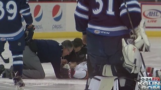 Roadrunners Cunningham collapses on ice