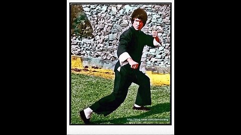 Cross kick Studio Films Bruce Lee Enter The Dragon