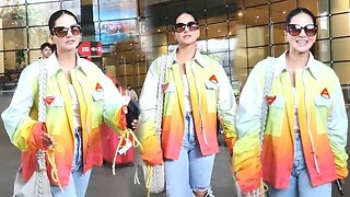 Sunny Leone का दिखा Airport पर मस्ताना अंदाज, Thiruvananthapuram से लौटी Mumbai 💖📸✈️