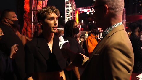Troye Sivan about witnessing Conor McGregor and Machine Gun Kelly fight at the VMAs 2021
