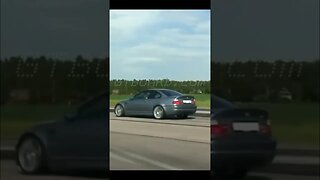 BMW M5 E39 vs BMW M3 CSL