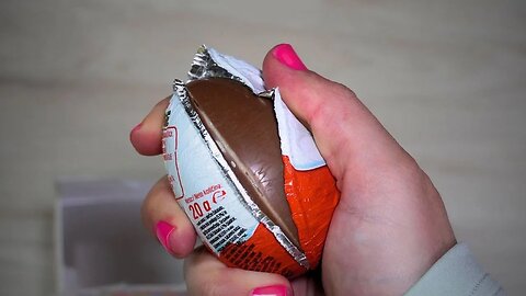 Kinder egg, what toy will be inside, asmr