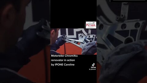 #Motorbike #Chrom'Alu renovator in action by #IPONE #Careline #piesarul