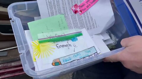 Convoy For Freedom In Ottawa Receive Letters Of Support From Local Children