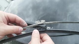 How To EASILY Replace A Rear Windshield Wiper Blade