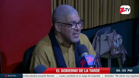 COMUNICADOR DOMINICANO ALERTA AL PAÍS DE LOS ESTRAGOS DE LA VACUNA DE LA COVID EN RADIO EN VIVO