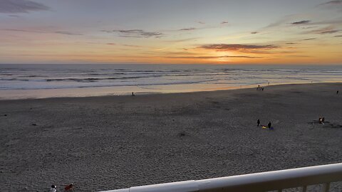 Seeing the Sunset in the Beach/Ocean (Lincoln City, Oregon)