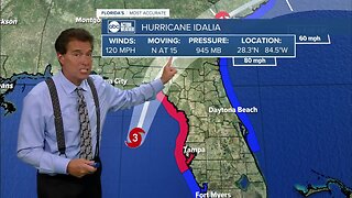 Idalia strengthens to Category 3; forecast to be Category 4 before landfall