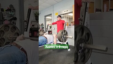 320lbs x 8 reps, Crazy 🤪 old man