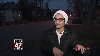 'Kid Santa' works 2 jobs to give away toys to kids in need