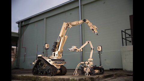 US Air Force picks same bomb-detecting robot used by the British Army