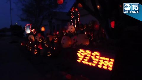 You have to watch this Phoenix homeowner's Halloween light display