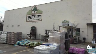 Local plant nursery experiencing backlash over its mask policy